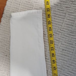 American Eagle White skinny jeans